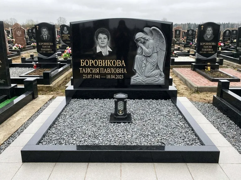 Памятник с барельефом — выполненная работа 38 в Рязани
