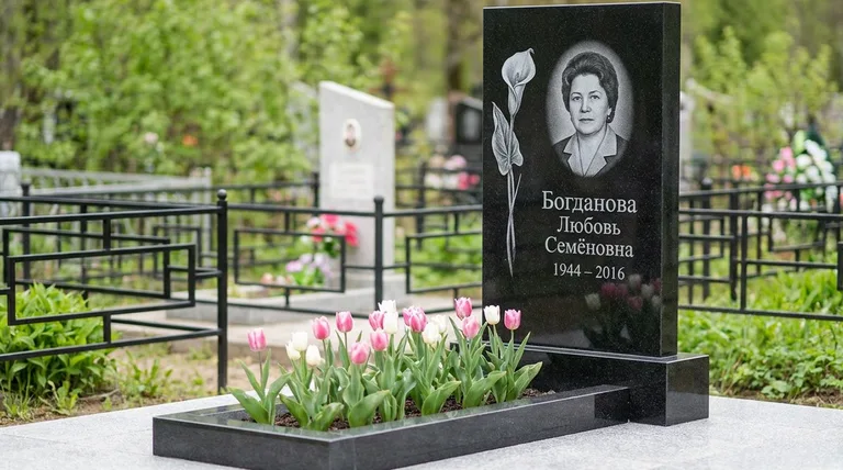 Памятник с гравировкой калл — выполненная работа «Богданова» в Рязани