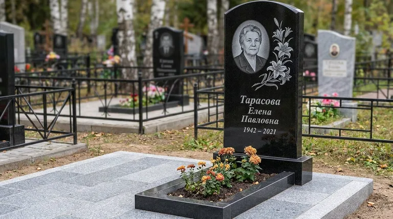 Памятник с гравировкой лилий — выполненная работа «Тарасова» в Рязани