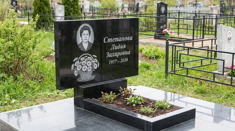 Памятник с гравировкой ромашек — выполненная работа «Степанова» в Рязани