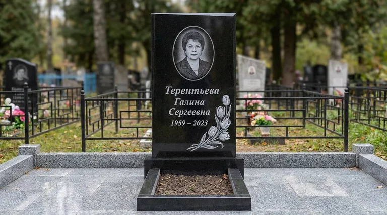 Памятник с гравировкой тюльпанов — выполненная работа «Терентьева» в Рязани