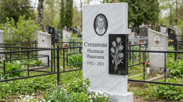 Памятник с гравировкой тюльпанов — выполненная работа «Степанова» в Рязани