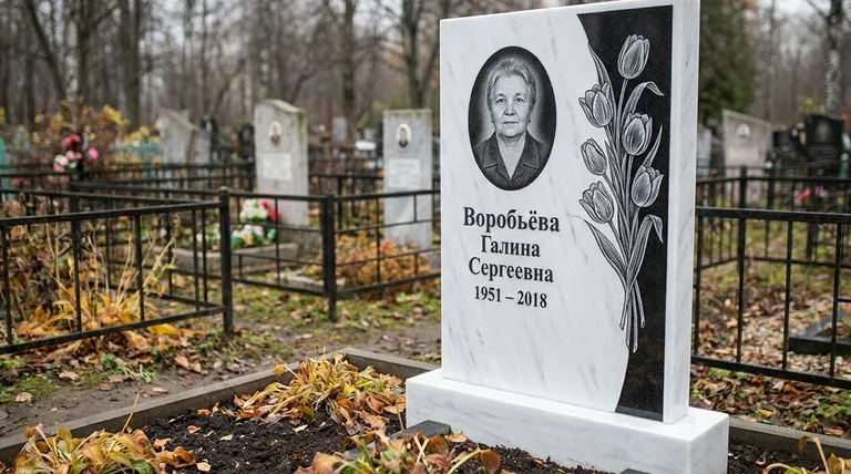 Памятник с гравировкой тюльпанов — выполненная работа «Воробьёва» в Рязани