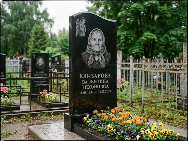 Памятник с гравировкой ангела — гравировка ангела с голубем по диагонали стелы, работа «Пантелеева» в Рязани
