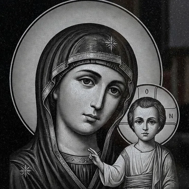 Эскиз иконы: Казанская (полутон) — детальный образ Богородицы, гравировка на памятник в Рязани