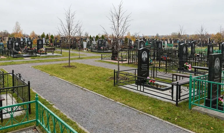 Воскресенский некрополь