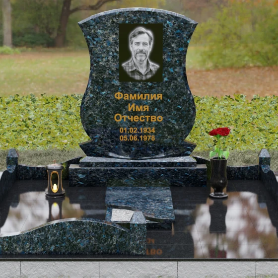 Гранитное надгробие с фигурными столбиками и мощением, гранит Блю Перл, вид 2, в Якутске