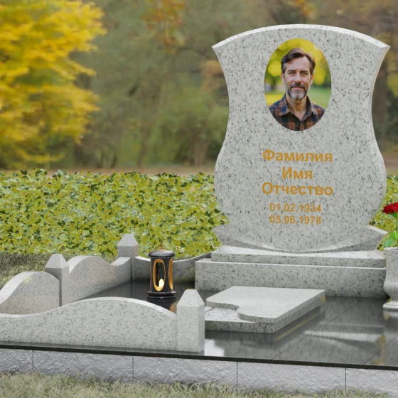 Гранитное надгробие с фигурными столбиками и мощением, гранит Мансуровский, вид 4, в Якутске